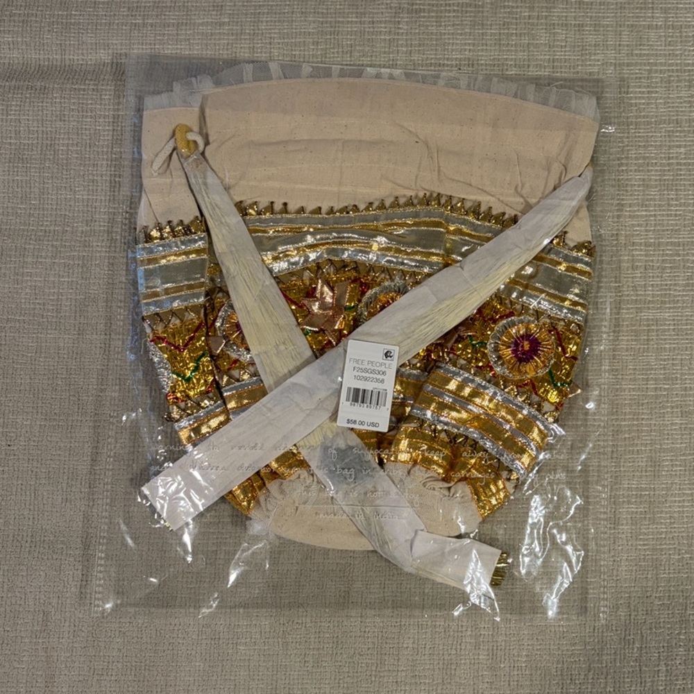 Free People Seasons Sparkle Mini Gift Sack Embroidered Pouch Bag Gold NEW NWT - Picture 6 of 14